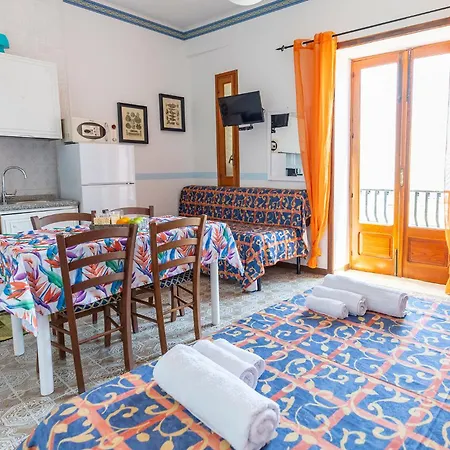 Nta Praya * Canneto (Lipari)